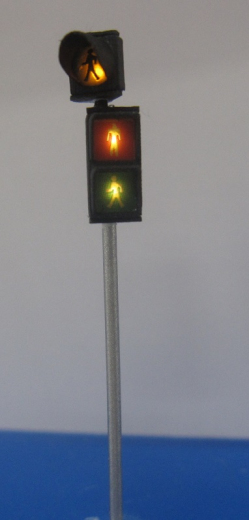 Krois-Modell 1112A, Fußgängerampel eckig mit gelber Vorsicht Lampe links Spur H0
