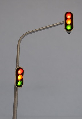 Krois-Modell 1015A, 2x traffic lights, red / yellow / green SG300, right outrigger,  Austria