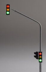Krois-Modell 1016A, 2x Verkehrsampel, rot/gelb/grün SG300, 1x Fußgänge, links Ausleger, Austria