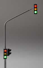 Krois-Modell 1017A, 2x Verkehrsampel, rot/gelb/grün SG300, 1x Fußgänge, rechts Ausleger, Austria