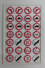 LaserCraft 91-607, Prohibition or restriction signs 28 pieces 1:87